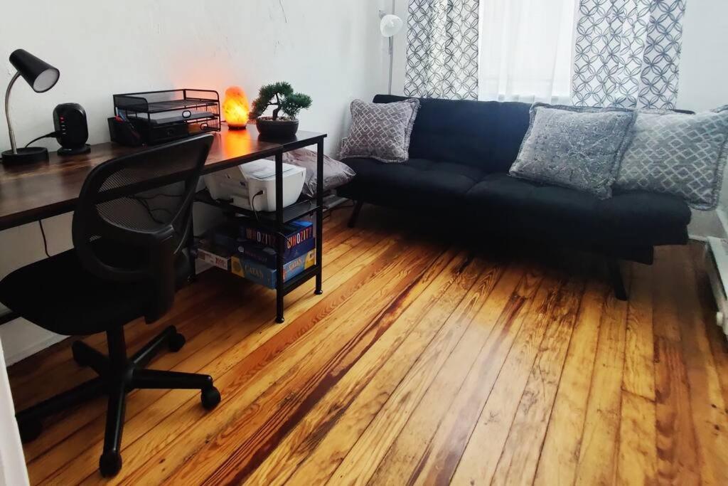 ピッツバーグLovely 2Br W Office Space - King Bed & Alexaアパートメント エクステリア 写真